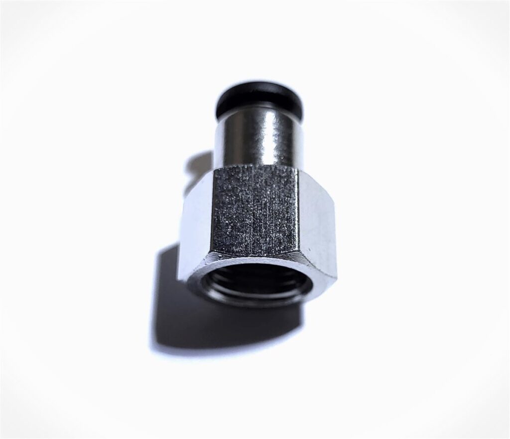 Pneumatikk union 8mm - innv.gj 1/8" FESTO