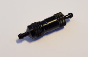 v02_1A5D507F6E30AE4CFB3A975A8B1E6BB4.jpg FUELFILTER LANGT SORT
