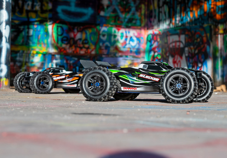 SLEDGE 1/8 TRUCK 6S GREEN- TRAXXAS