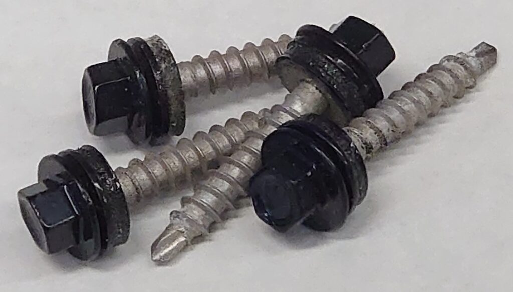 SELVBORENDE ALUM. SKRUE 5,5X35 SORT - RAL 9011