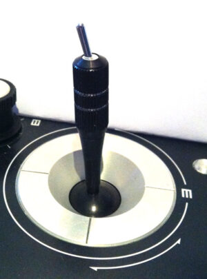 v02_2EE335CAAE352D21AE28FB34248CC2FA-1.jpg DUPLEX STICK W/3-POS. SWITCH DC/DS TX 2,4EX