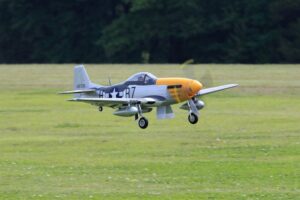 v02_4FF5105FA2DA7F35550F036C59493EC2.jpg P-51D V8 1440mm SPV PNP EPO FEROCIUS FRANKIE FMS