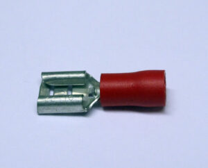v02_51BDCD03FA21FB23A2780236A1647AC6.jpg KABELSKO RØD FLAT HUN - 6,3MM 0,5-1,0