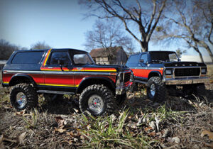 v02_521BC87151A139C8FA41C53E82917741.jpg FORD BRONCO RANGER SUNSET XLT SCALE & TRAIL 4WD - TRAXXAS