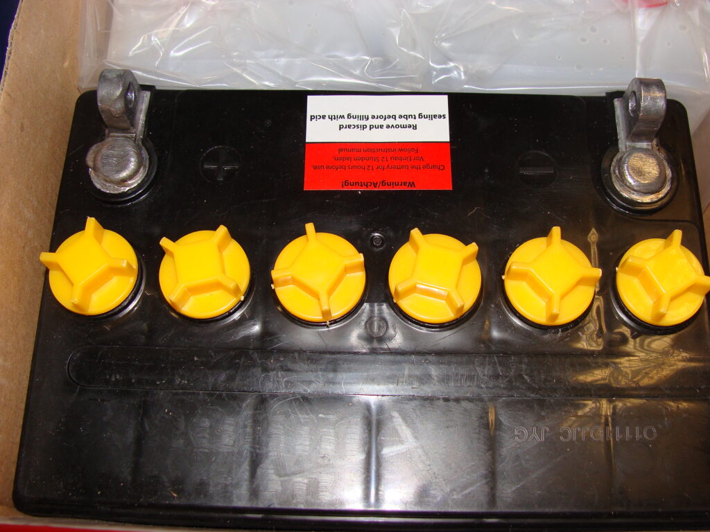BATTERI 12V 24Ah LP POWER OF COMMAND +HØYRE SYRE FØLGER MED