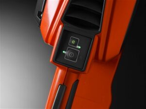 v02_691C621512242B70321638608A336393.jpg HUSQVARNA 536LIXP 4,2AH QC330