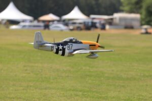 v02_7134B012A7675F71B1CD0C563E93A23C.jpg P-51D V8 1440mm SPV PNP EPO FEROCIUS FRANKIE FMS