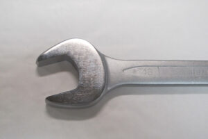 v02_74E1D67BD6F6F2D9F64180C0179C4C53.jpg KOMBINASJONSNØKKEL 46MM - TENG TOOLS 600546