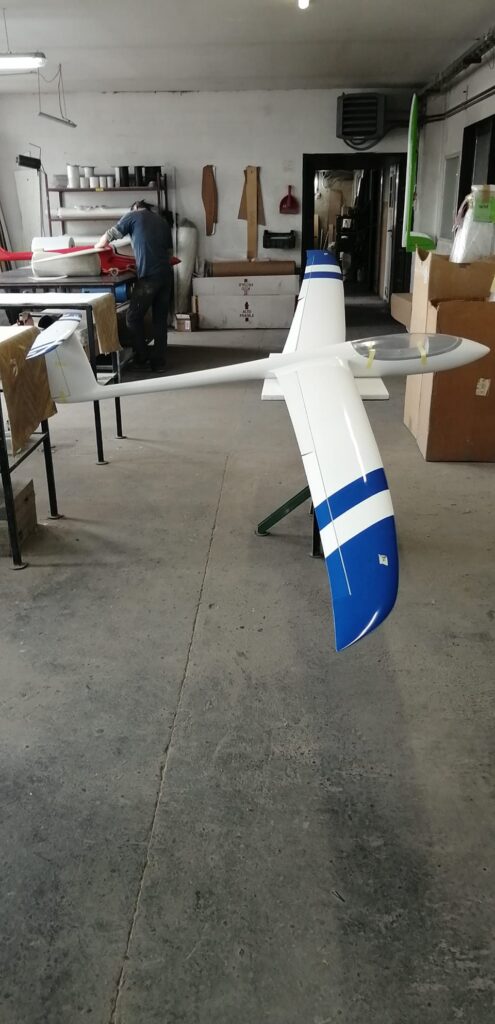 VETTORE FS XTR WHITE/BLUE CUSTOM SCHEME