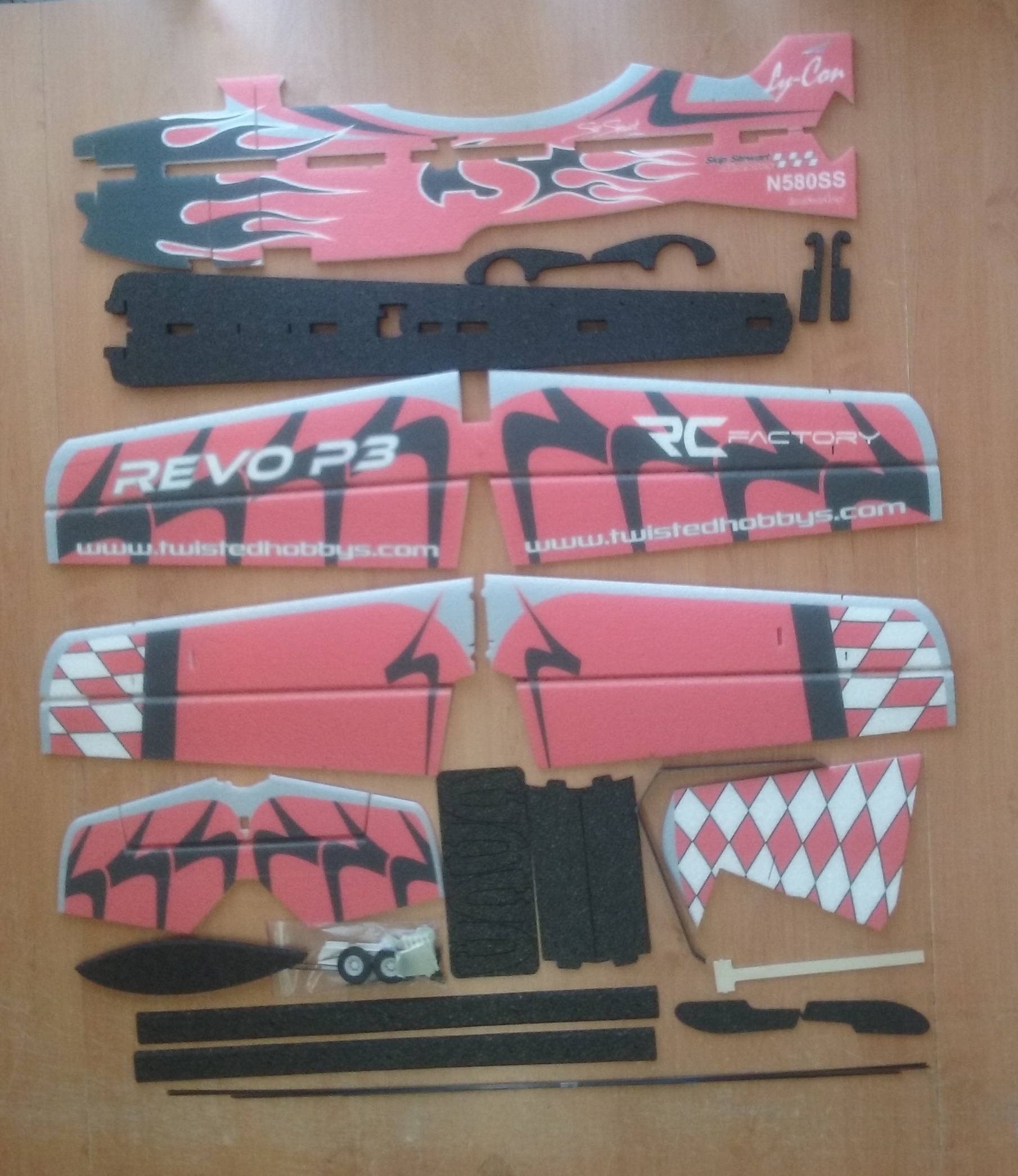 REVO P3 RED RC FACTORY - Bilde 2