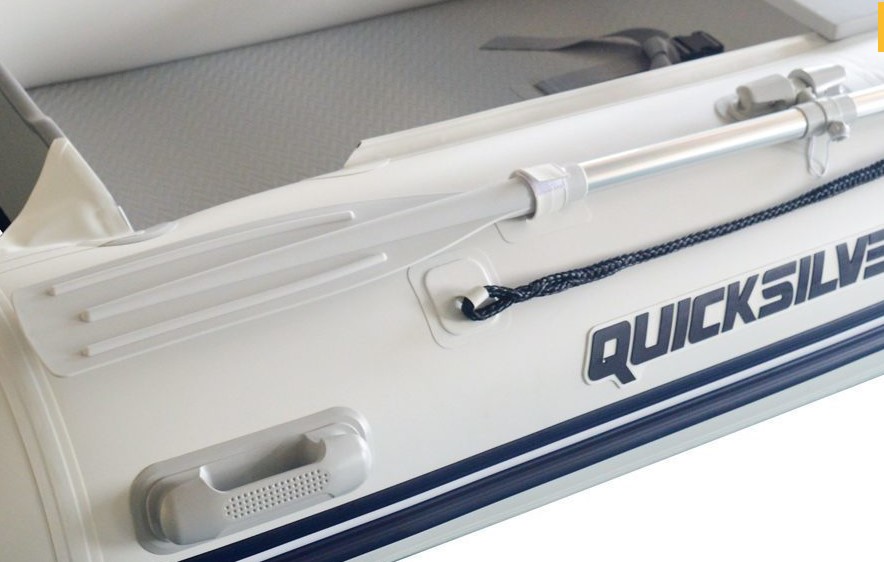 GUMMIBÅT TENDY 240 QUICKSILVER SPILEDØRK LYS GRÅ