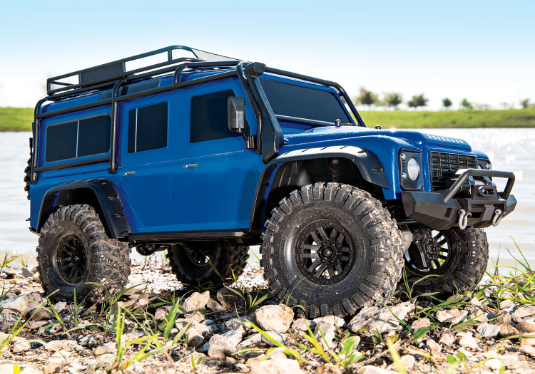 LAND ROVER DEFENDER SCALE & TRAIL 4WD BLÅ - TRAXXAS