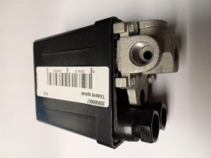 v02_C4A49AF5681977199C9A75E99E960128.jpg KOMPRESSOR TRYKKBRYTER TIL 2089 HECHT