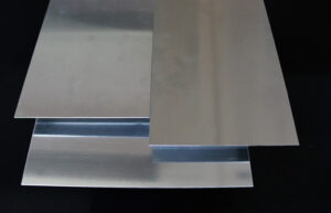 v02_E187B4E5B58FC8C16FD5CE5FAB72D73D.jpg ALUMINIUM PLATE 0,75MM -1m² - pris/m²