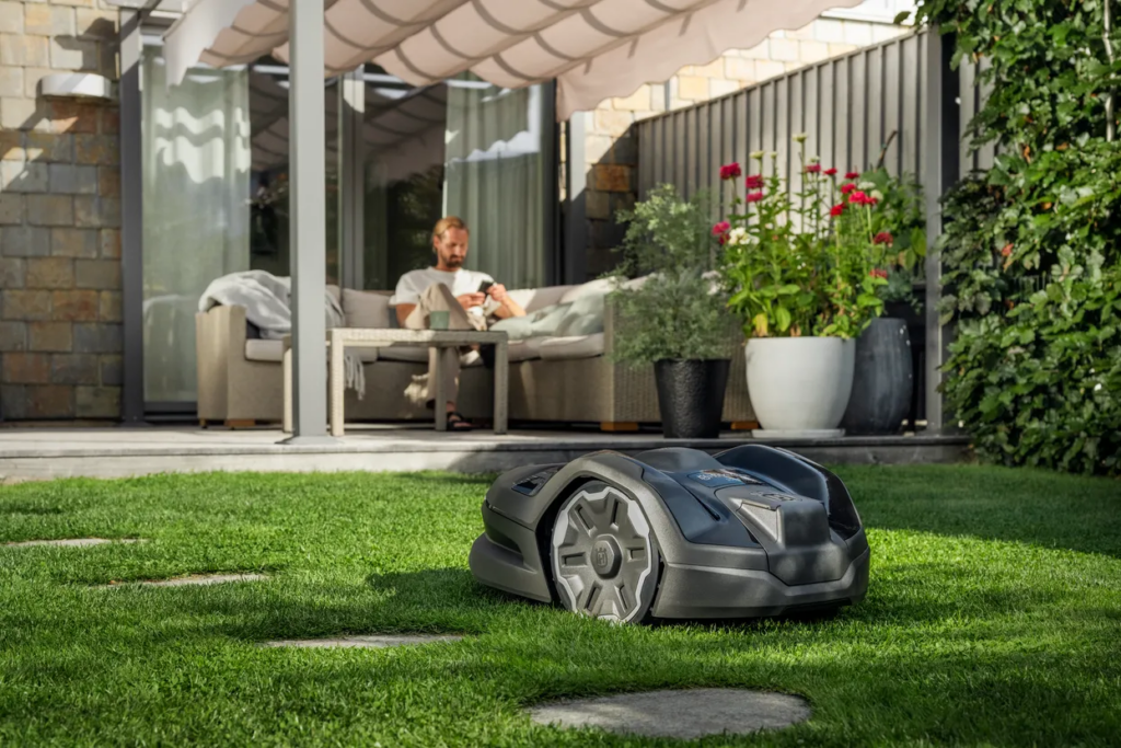 HUSQVARNA AUTOMOWER AM 305E NERA EDGECUT ROBOTKLIPPER