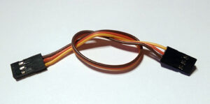 v02_FDF03C605C6980A624F503A7E4808798.jpg PATCH-KABEL 15CM JR/HITEC/Z